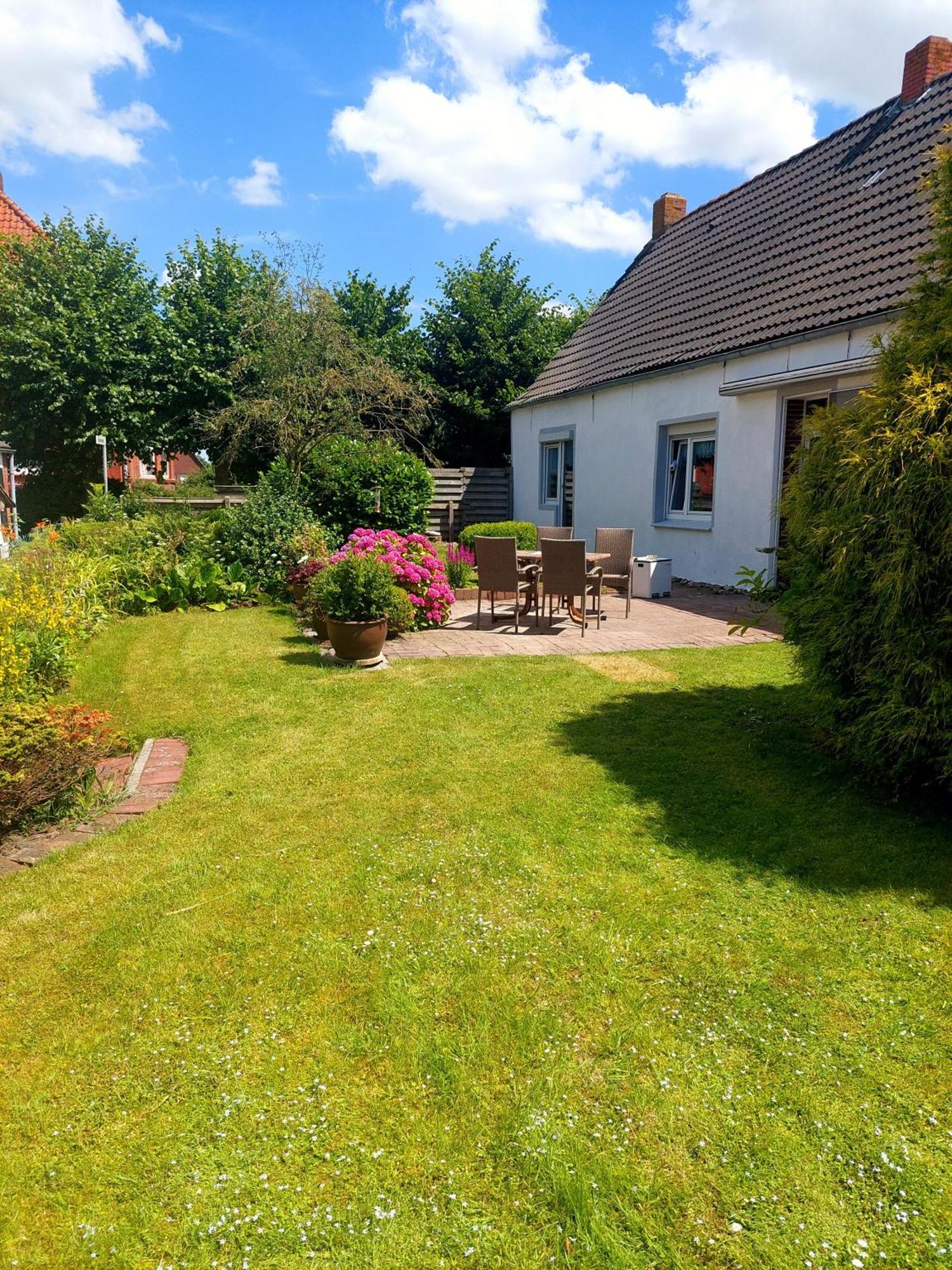 Luettje Warfthuus Vila Krummhörn Exterior foto